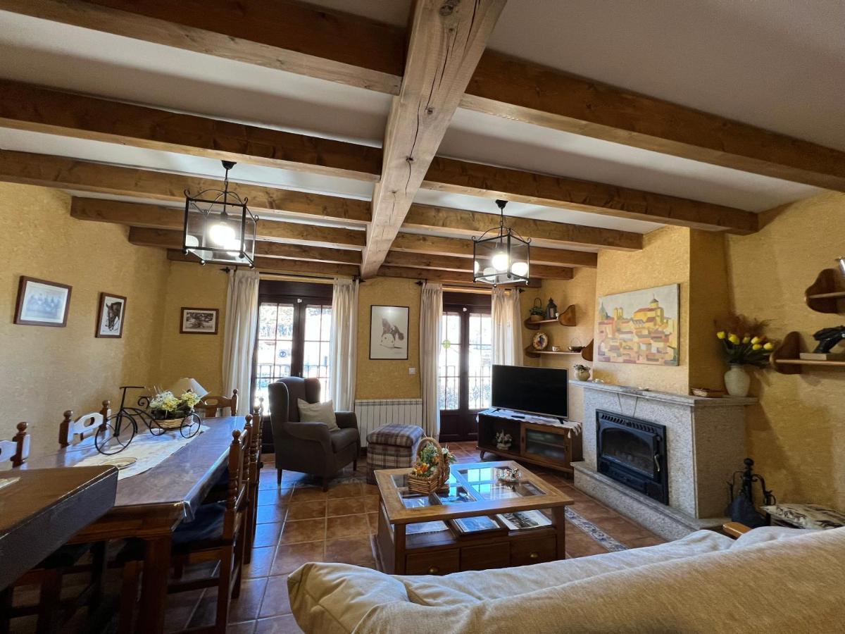 El Sobrao De Gredos Farm stay Navarredonda de Gredos